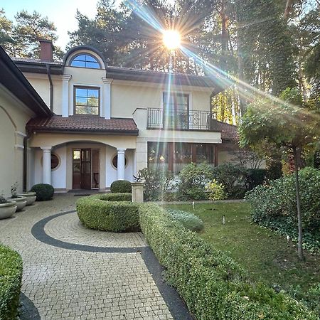 Luxury Villa Indoor Pool Warsaw Magdalenka 外观 照片